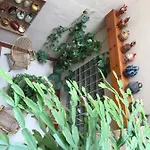 卡斯特略特酒店 Castellote