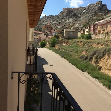 מלון Hotel Castellote 3*