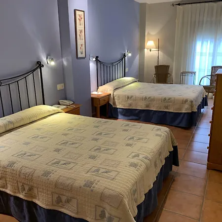 Hotel Castellote 3*